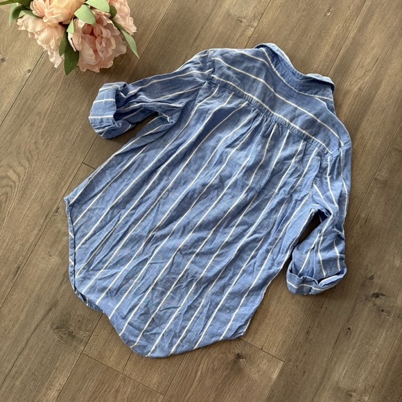Macy’s Grace Costal Blue Striped Button Down Shirt - Picture 5 of 6